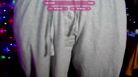 Snapshot of xgamerboyx chatting on September 2025 07:45:01 AM xgamerboyx online show from September 2025 07:45:01 AM