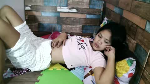 xgurlxlaloox online show from May 2026 04:07:02 AM