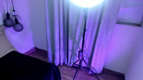 hinata  online show from March 2026 11:15:01 PM