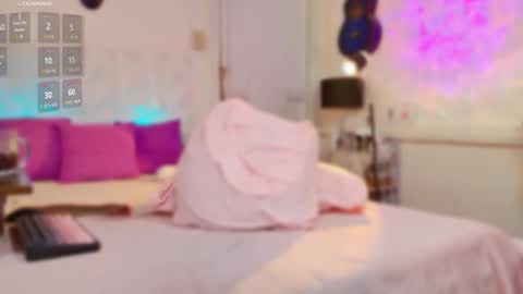 xiaots online show from October 2025 09:24:01 PM