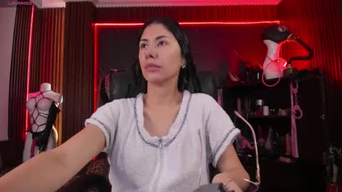 Snapshot of xiaqueen chatting on November 2025 11:32:02 AM XiaQueen I M online show from November 2025 11:32:02 AM