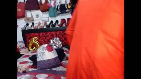 xiaraa26 online show from March 2025 10:15:02 AM