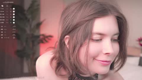 Snapshot of xiawa_xo chatting on March 2026 05:58:02 AM Xiawa short hair and Zira blondie online show from March 2026 05:58:02 AM