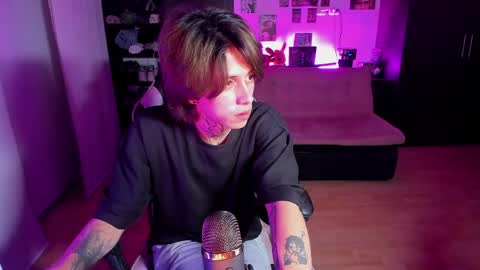 xIce Boy online show from April 2026 01:41:02 AM