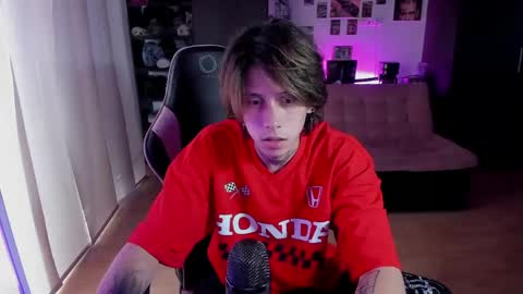 xIce Boy online show from May 2026 10:17:02 PM