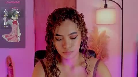 camila online show from February 2025 07:59:01 PM