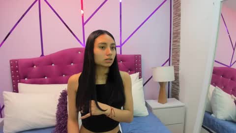 Snapshot of ximena_vasquez8 chatting on February 2025 09:32:02 AM Xime online show from February 2025 09:32:02 AM