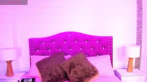 Snapshot of ximena_vasquez8 chatting on September 2025 02:57:02 AM Xime online show from September 2025 02:57:02 AM