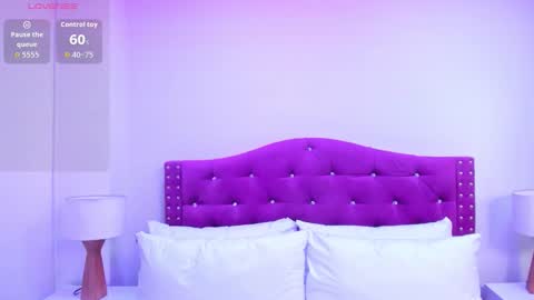 Snapshot of ximena_vasquez8 chatting on September 2025 11:28:02 PM Xime online show from September 2025 11:28:02 PM