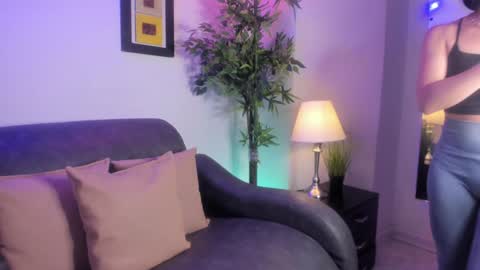 Snapshot of ximenasalazar chatting on January 2025 10:49:02 AM ximenasalazar online show from January 2025 10:49:02 AM