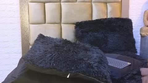 ximena online show from January 2025 08:00:02 AM