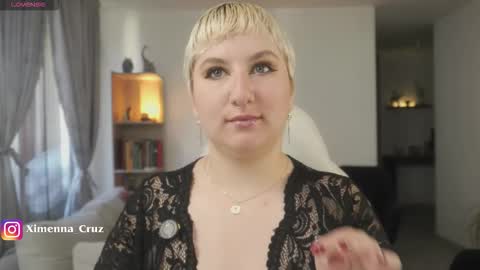 Snapshot of ximenna_cruz_ chatting on January 2026 12:51:02 PM Xime Independent Artist online show from January 2026 12:51:02 PM