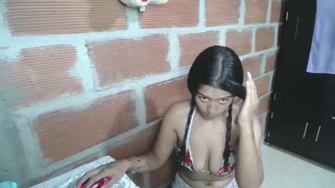 Snapshot of xiomi705825 chatting on October 2025 04:13:02 AM xiomi705825 online show from October 2025 04:13:02 AM