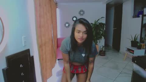 Snapshot of xiomy_winklar chatting on February 2025 09:24:02 PM xiomy winklar online show from February 2025 09:24:02 PM