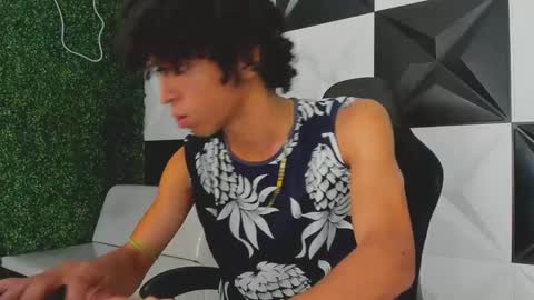 Snapshot of xion_ez chatting on September 2025 08:30:01 PM xion_ez online show from September 2025 08:30:01 PM