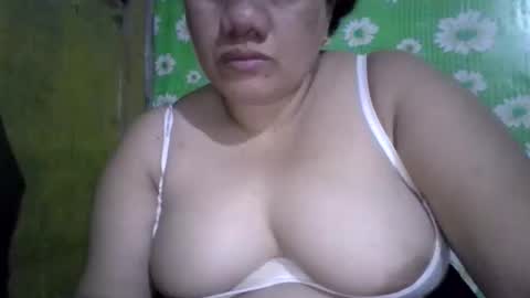 Snapshot of xjuicytits chatting on April 2026 12:28:01 PM xjuicytits online show from April 2026 12:28:01 PM