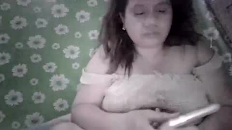 Snapshot of xjuicytits chatting on April 2026 11:15:02 PM xjuicytits online show from April 2026 11:15:02 PM