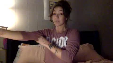 xLacyy online show from January 2026 03:43:01 AM