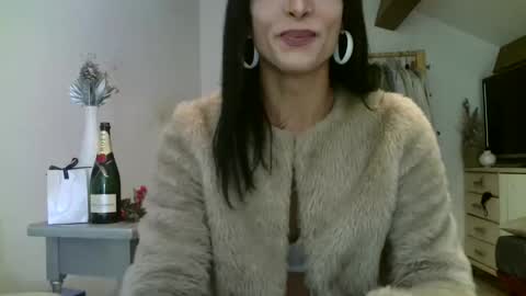 Snapshot of xlecram chatting on October 2025 10:06:01 AM Wendy online show from October 2025 10:06:01 AM