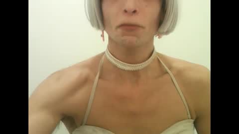 Snapshot of xlecram chatting on December 2025 11:05:01 AM Wendy online show from December 2025 11:05:01 AM