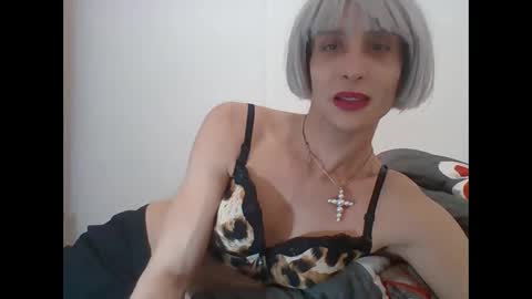 Snapshot of xlecram chatting on February 2026 11:52:01 AM Wendy online show from February 2026 11:52:01 AM