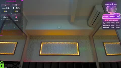 Snapshot of xlindamilfx chatting on December 2024 09:21:01 AM Linda online show from December 2024 09:21:01 AM