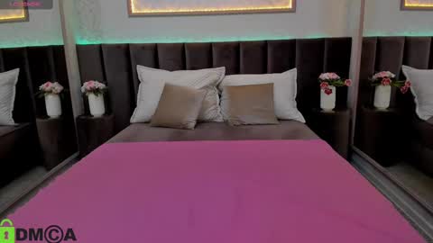 Snapshot of xlindamilfx chatting on March 2025 06:21:01 AM Linda online show from March 2025 06:21:01 AM