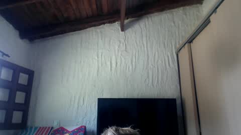 xlisbetx online show from May 2026 06:34:02 PM
