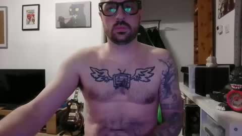 xliveinsinx online show from February 2025 08:56:01 PM