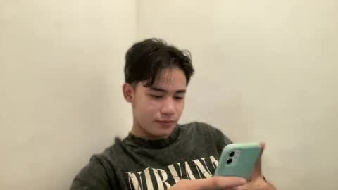 Snapshot of xluminous chatting on June 2026 03:43:01 PM MIKAEL online show from June 2026 03:43:01 PM
