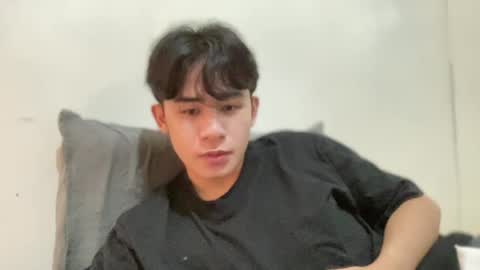 Snapshot of xluminous chatting on June 2026 07:05:01 PM MIKAEL online show from June 2026 07:05:01 PM