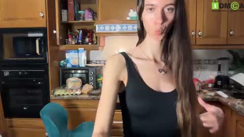 Snapshot of xmaskedgirl888 chatting on June 2026 03:51:01 AM Extreme Couple online show from June 2026 03:51:01 AM