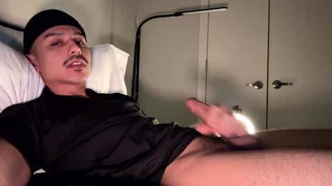 xmomentumx online show from December 2024 04:34:02 AM