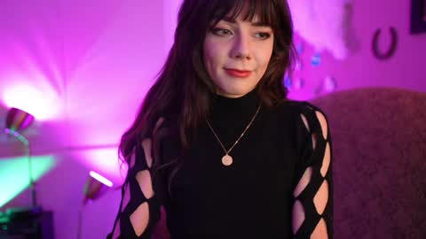 Bella Bondai online show from December 2024 03:25:01 AM