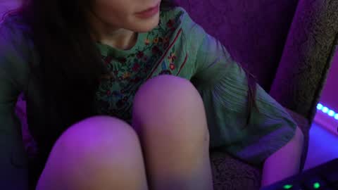 Bella Bondai online show from February 2025 12:47:02 PM