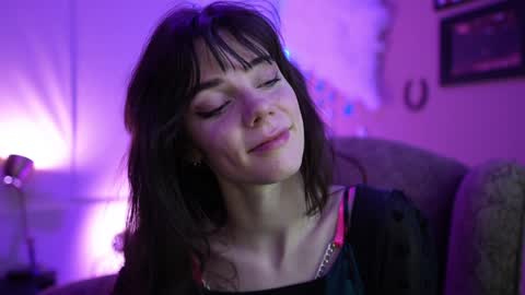 Bella Bondai online show from February 2025 09:08:02 AM