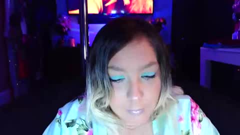 Snapshot of xocalibabyxo chatting on October 2025 06:17:01 AM XOCaliBabyXO online show from October 2025 06:17:01 AM
