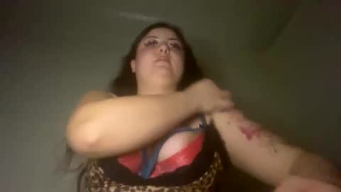 xocrybaby online show from January 2026 02:00:02 PM