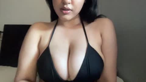 xoliya online show from May 2026 04:03:01 PM