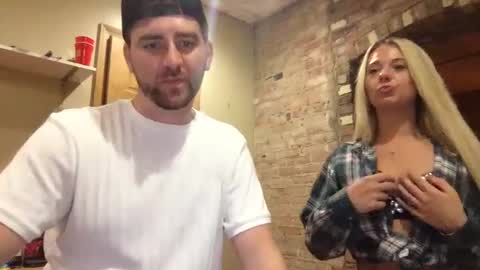 xoprincesspeachxo online show from September 2025 12:27:01 AM