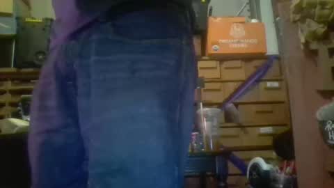 Xploringus online show from December 2025 08:01:02 AM