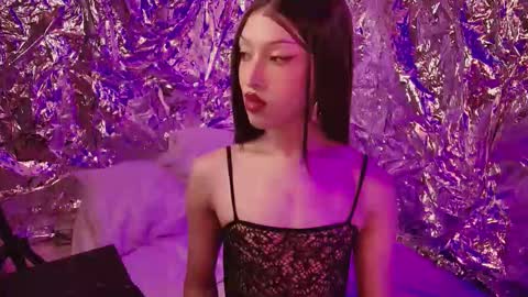 Nadja online show from February 2026 04:05:02 AM