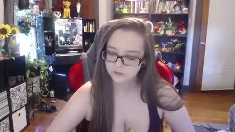 xqueenkendrax online show from August 2026 10:47:01 PM