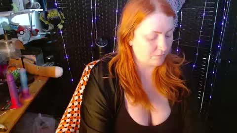 xredbanshee online show from January 2025 05:41:01 PM