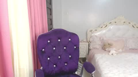 Snapshot of xsexyninedollx chatting on May 2026 12:28:02 AM Cleo de nile online show from May 2026 12:28:02 AM