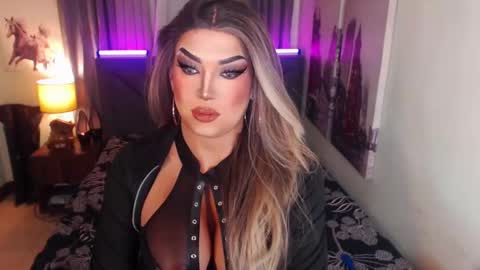 Snapshot of xshadowseductressmitchx chatting on February 2025 04:39:01 AM Cattaleya online show from February 2025 04:39:01 AM