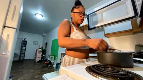 xStarGazingx online show from March 2025 10:56:02 AM