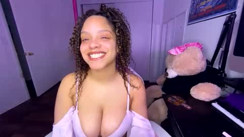 xStarGazingx online show from January 2026 07:25:02 AM