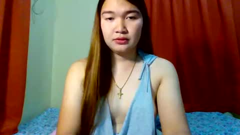 Snapshot of xsweetiemajax chatting on December 2024 10:17:02 AM HI IM PAULINE online show from December 2024 10:17:02 AM