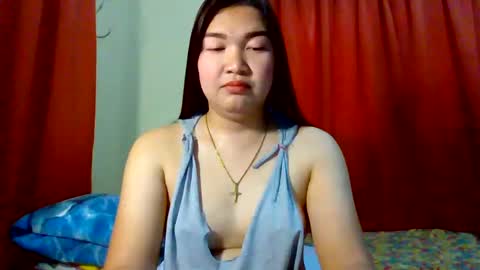 Snapshot of xsweetiemajax chatting on February 2025 01:56:01 AM HI IM PAULINE online show from February 2025 01:56:01 AM